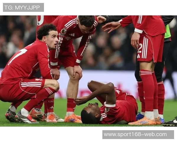 卡拉格呼吁利物浦其他球员崛起依然力挺斯洛特继续执教 卡拉格呼吁利物浦其他球员崛起依然力挺斯洛特继续执教