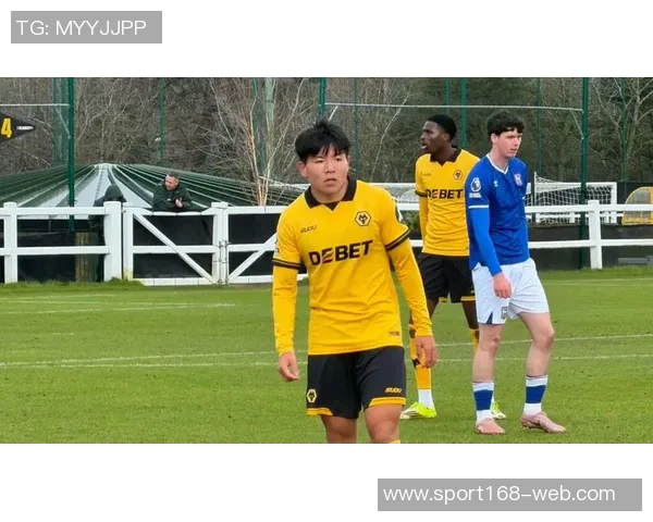 徐彬留洋首秀表现平平队友对新人传球支持不足